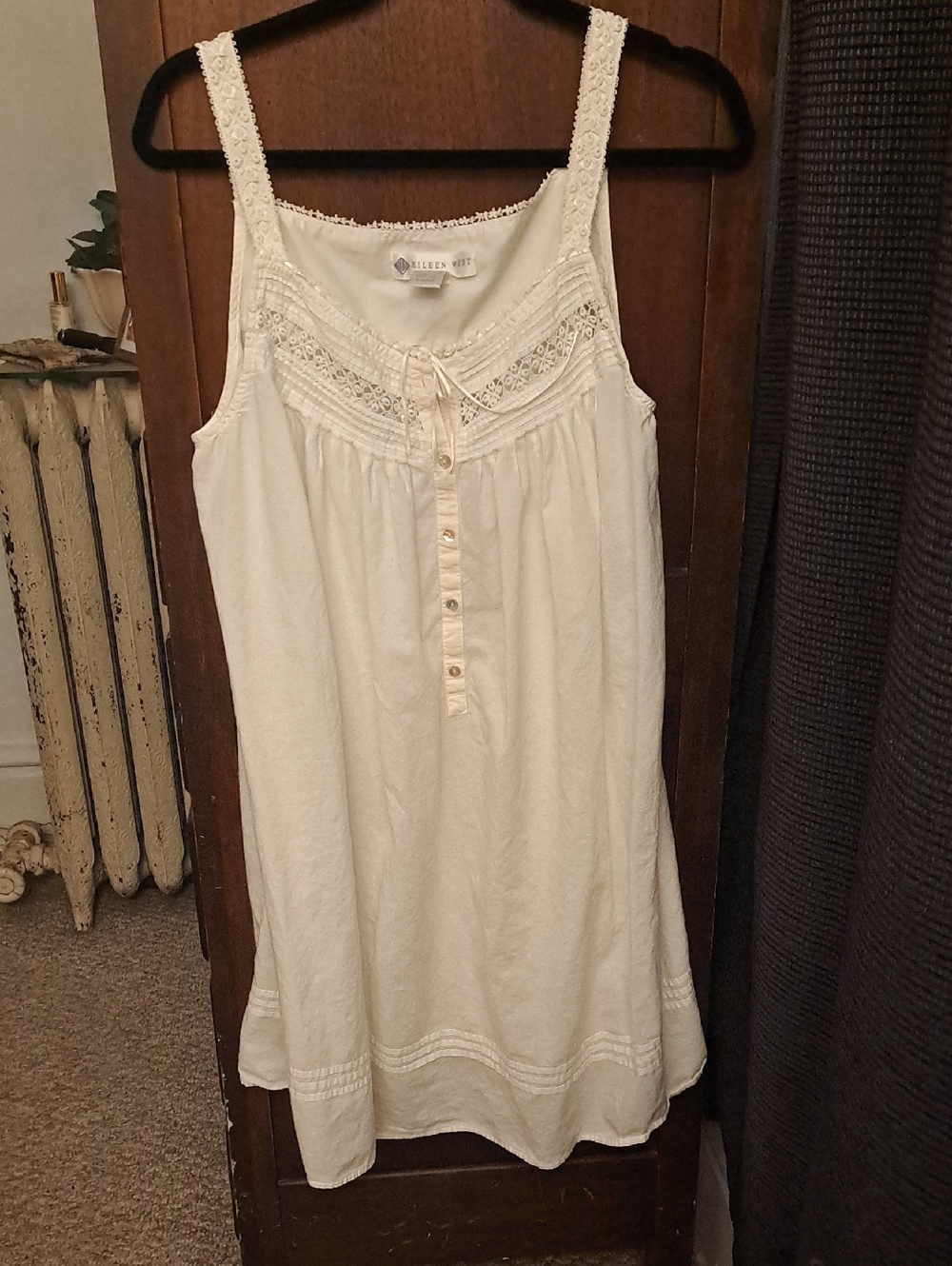 Eileen West Size L White Eyelet  Sleeveless Cotton Long Nightgown